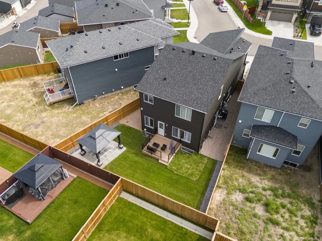 104 Carringsby Manor NW