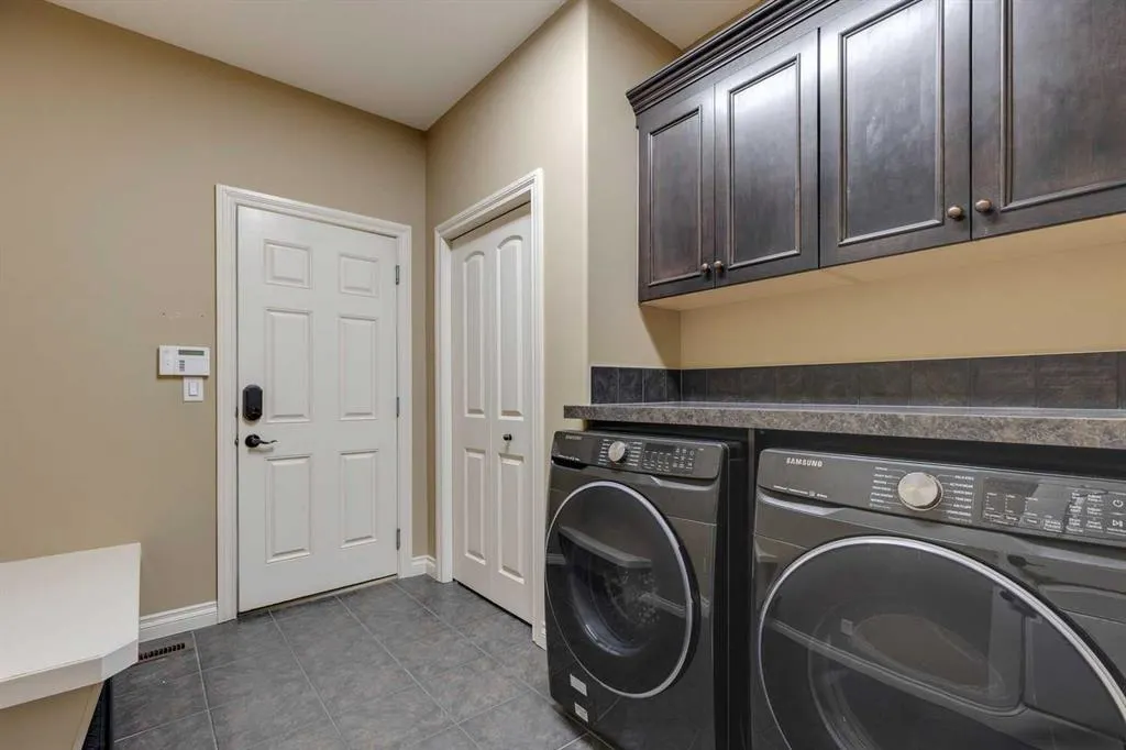 144 Tuscany Ravine Heights NW