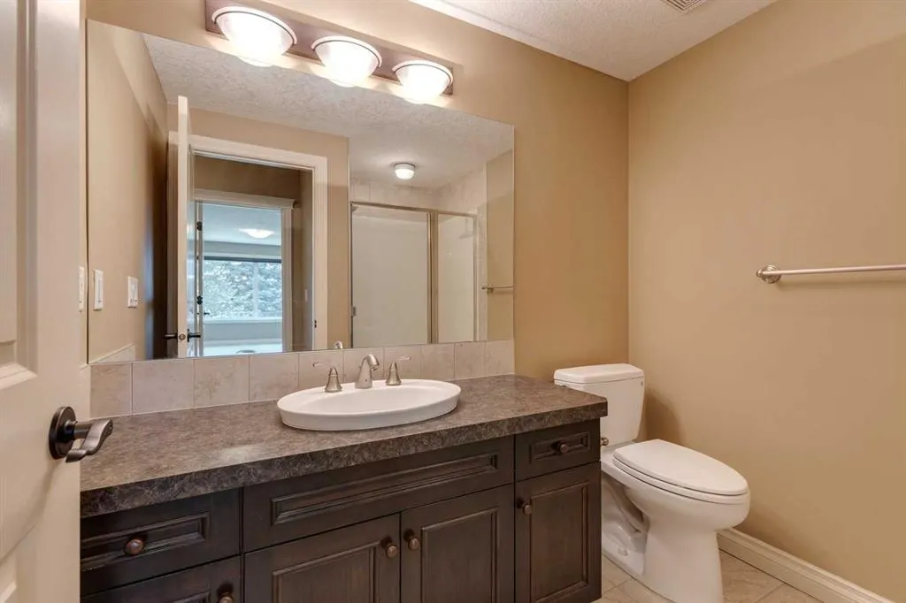 144 Tuscany Ravine Heights NW