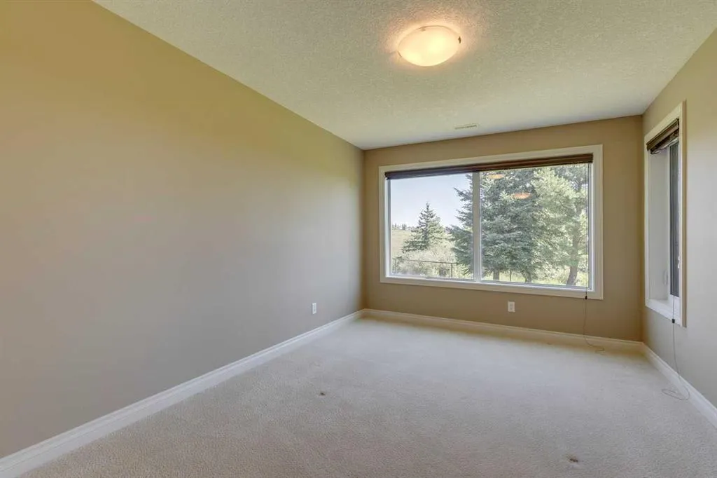 144 Tuscany Ravine Heights NW