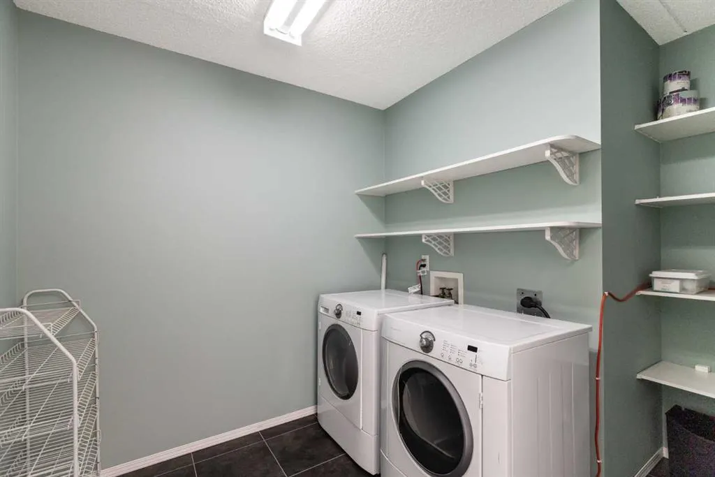5000 48 Street, #208