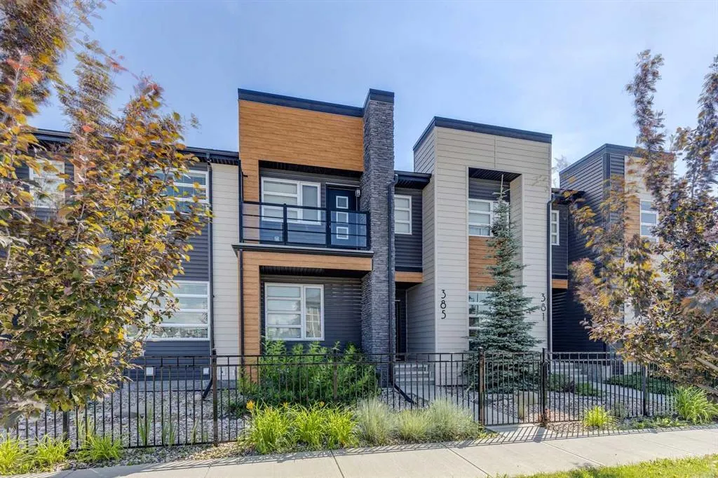 385 Midtown Gate SW