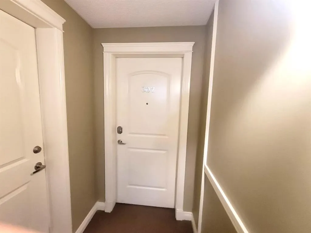 323 18 Avenue SW, #307