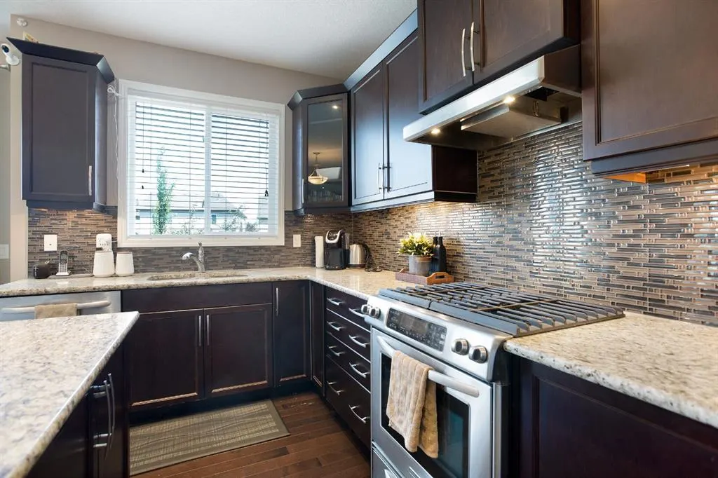 139 Windwood Grove SW
