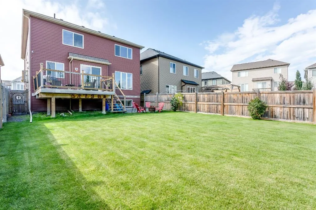 139 Windwood Grove SW