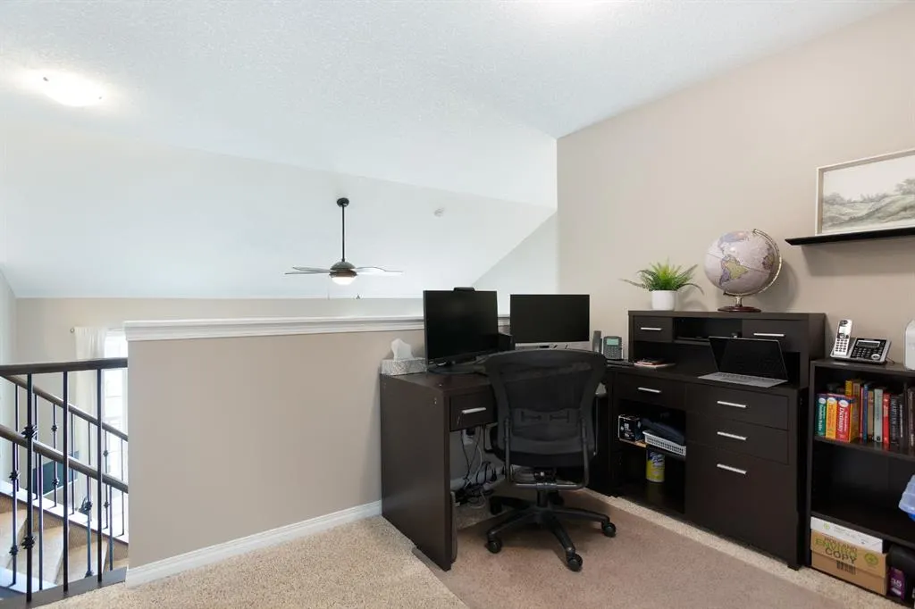 139 Windwood Grove SW