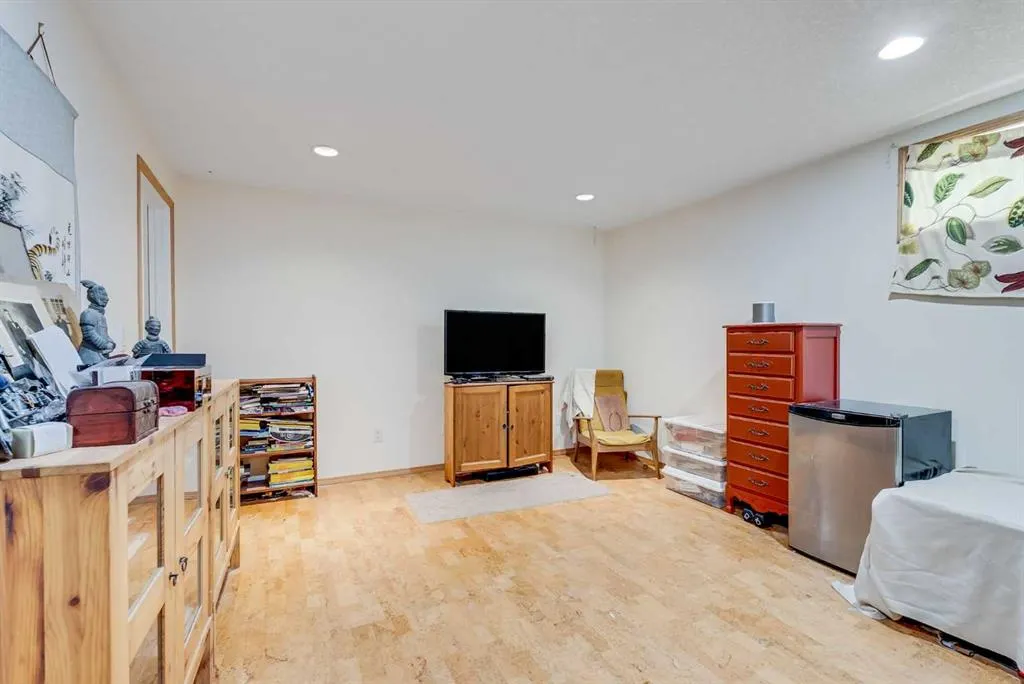 105 Martha’s Haven Green NE