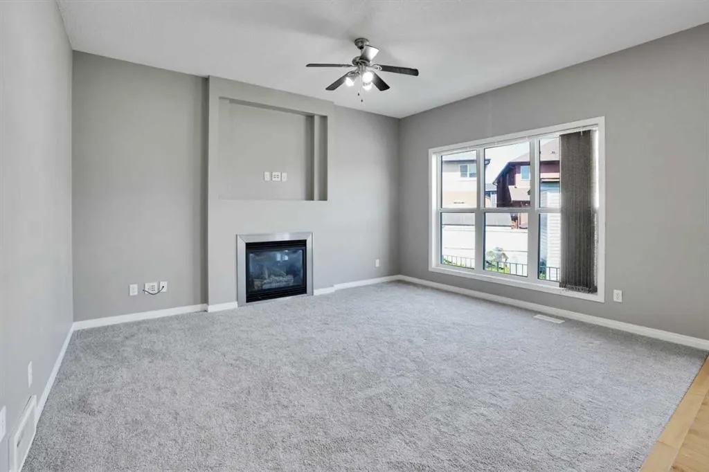 27 Taralake Mews NE