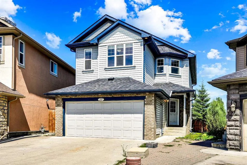 27 Taralake Mews NE