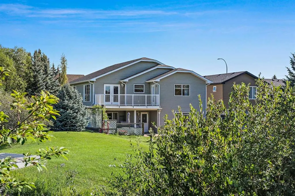 766 Stonehaven Drive