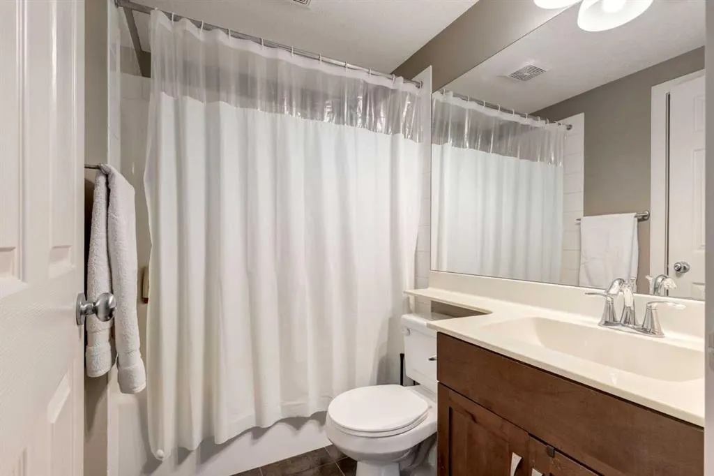 2699 Ravenslea Gardens SE