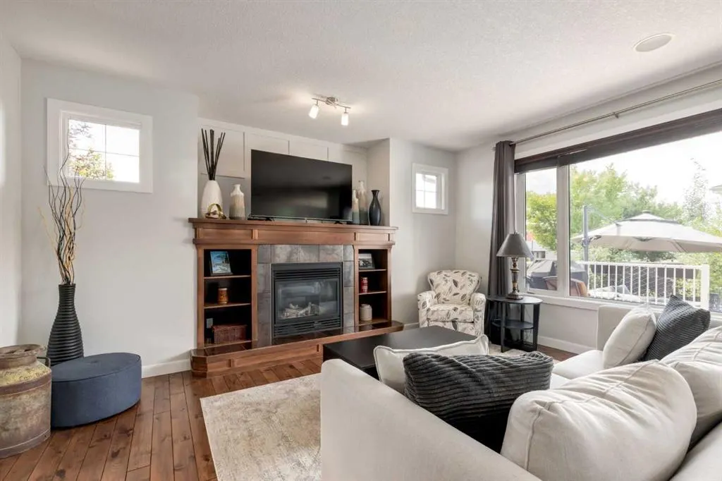 2699 Ravenslea Gardens SE