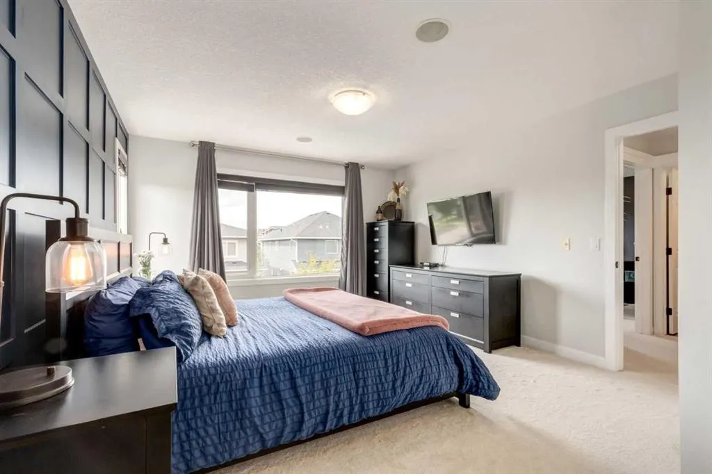 2699 Ravenslea Gardens SE