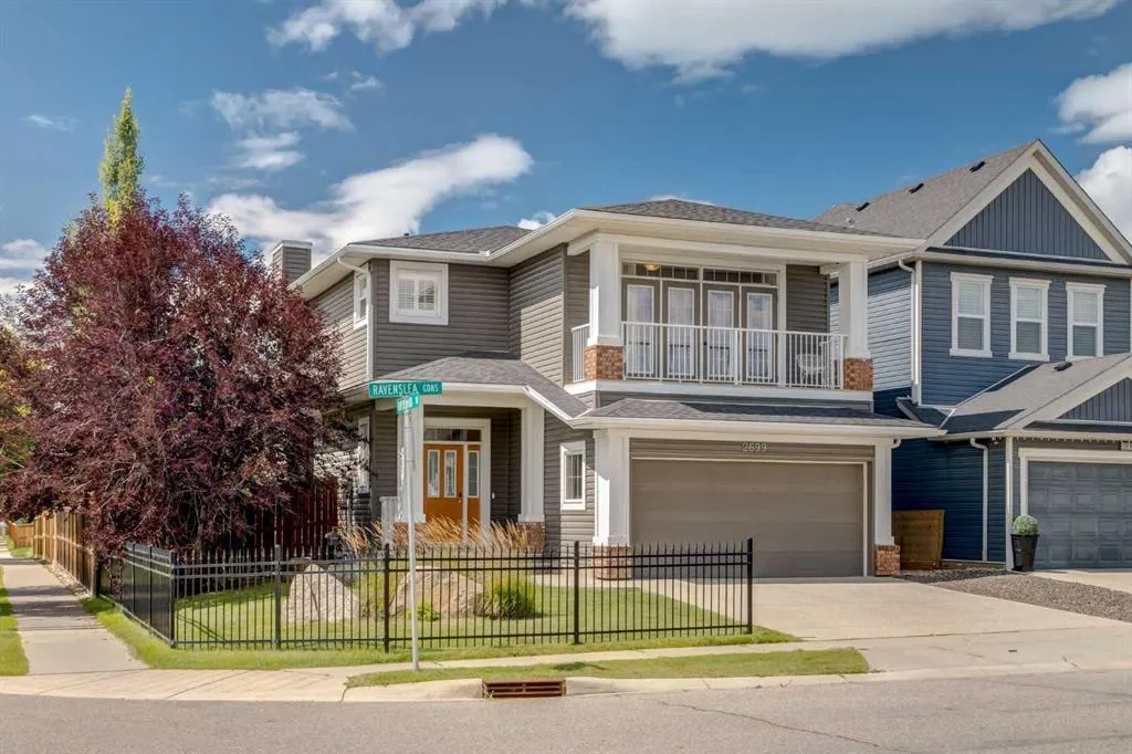2699 Ravenslea Gardens SE