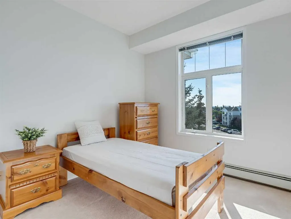 8 County Village Bay, #410