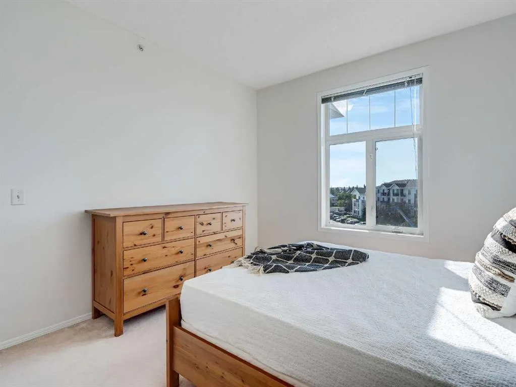 8 County Village Bay, #410