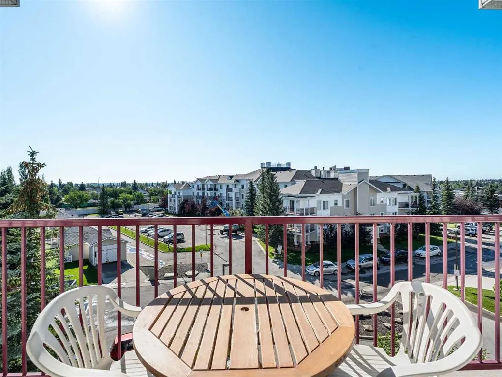 8 County Village Bay, #410
