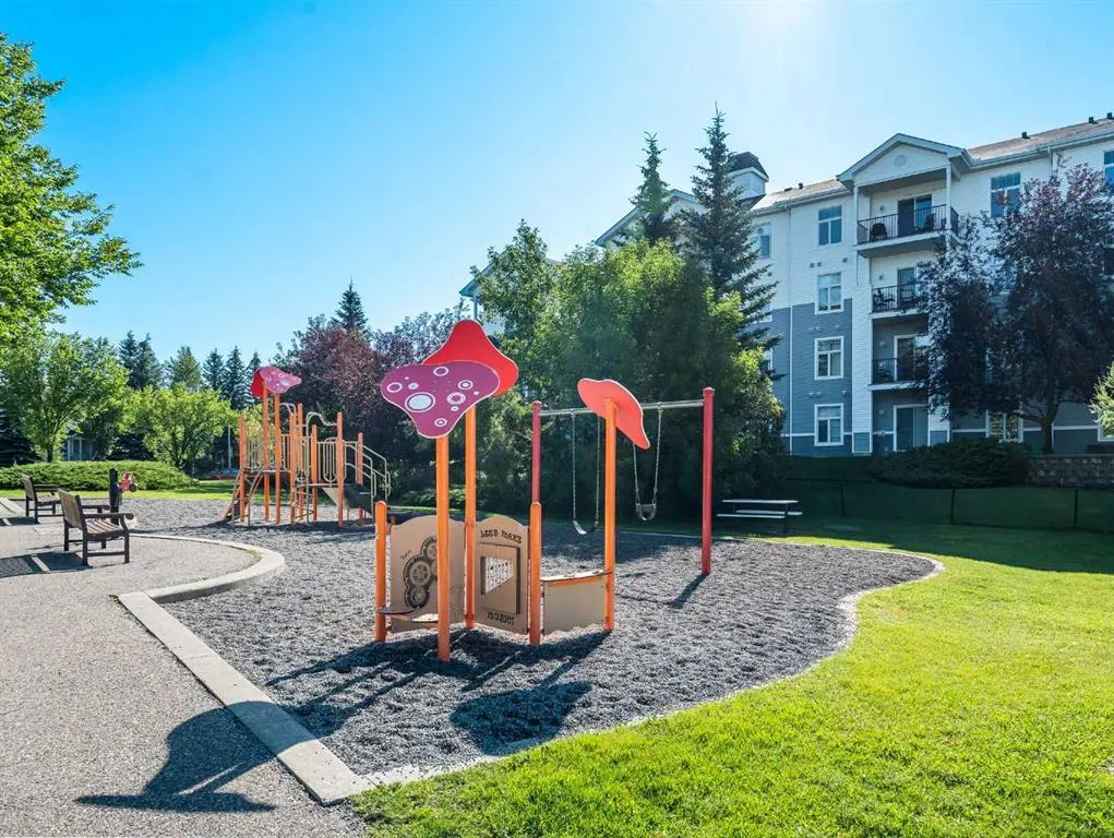 8 County Village Bay, #410