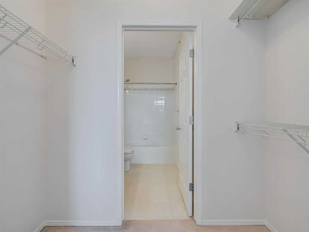 8 County Village Bay, #410