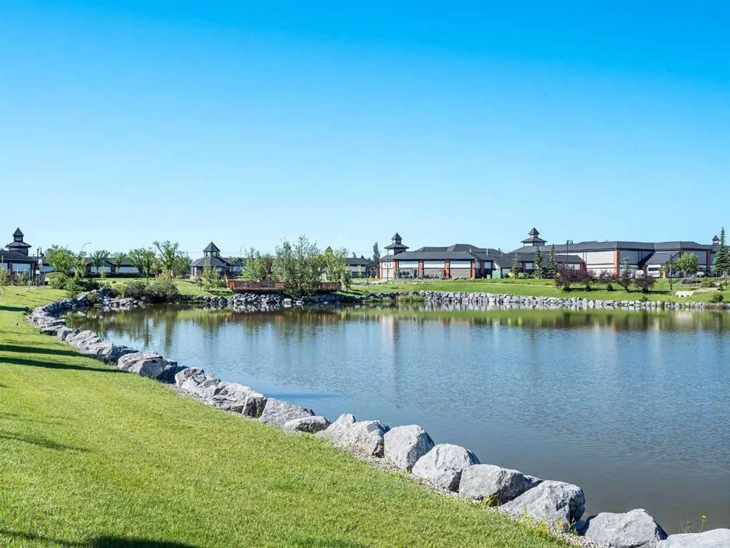 8 County Village Bay, #410