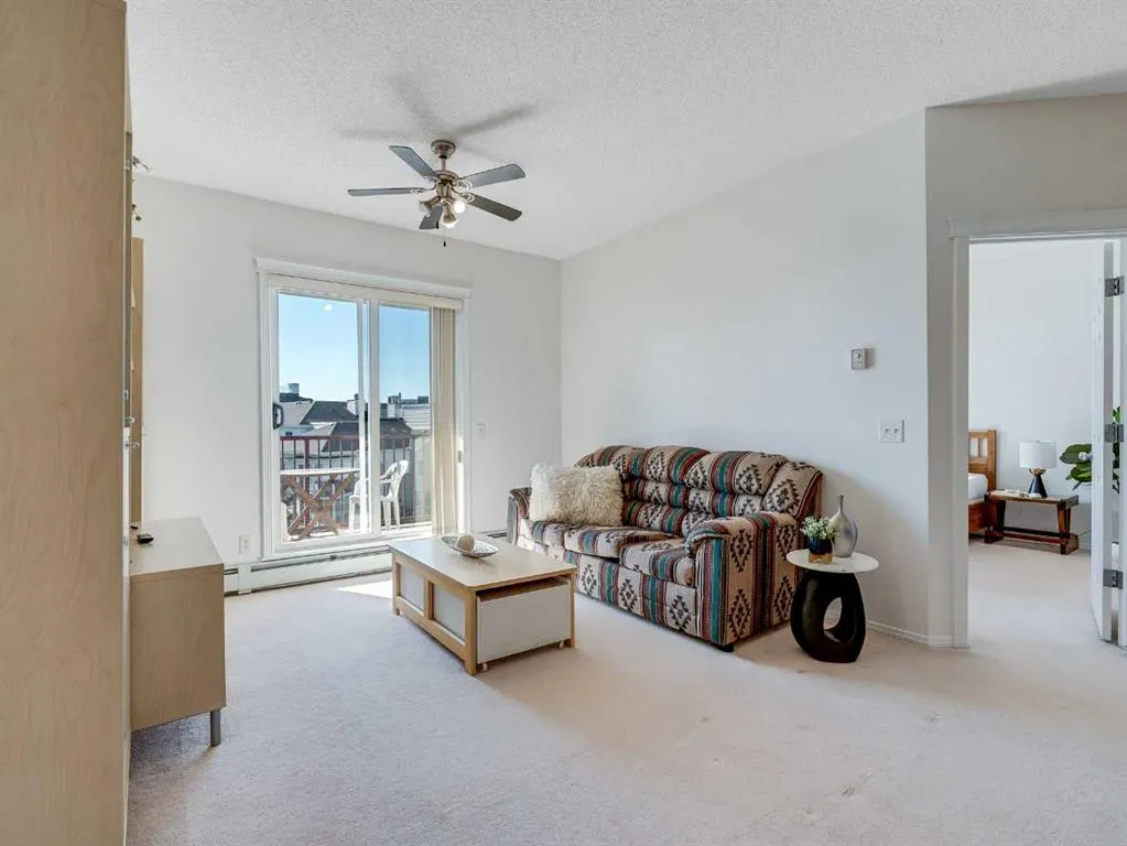 8 County Village Bay, #410
