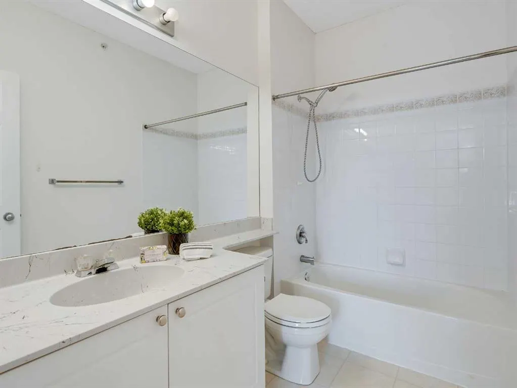 8 County Village Bay, #410