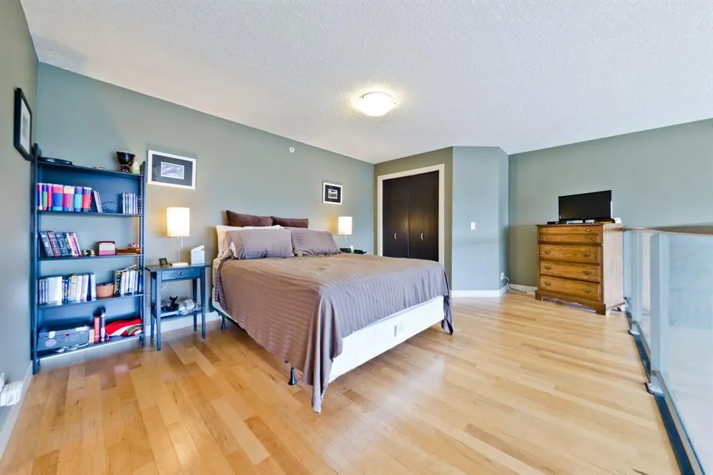 317 19 Avenue SW, #410