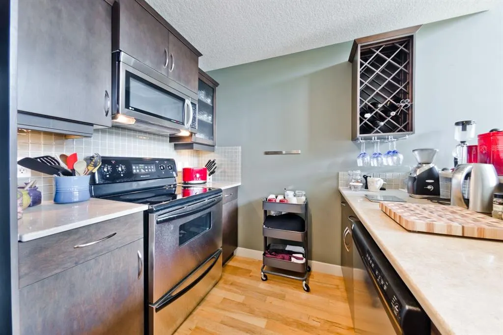 317 19 Avenue SW, #410