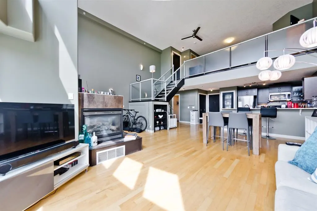 317 19 Avenue SW, #410