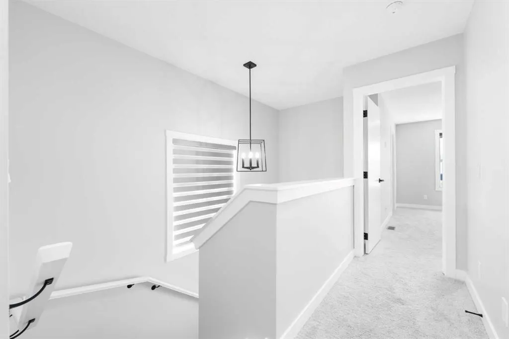 124 Legacy Glen Place SE