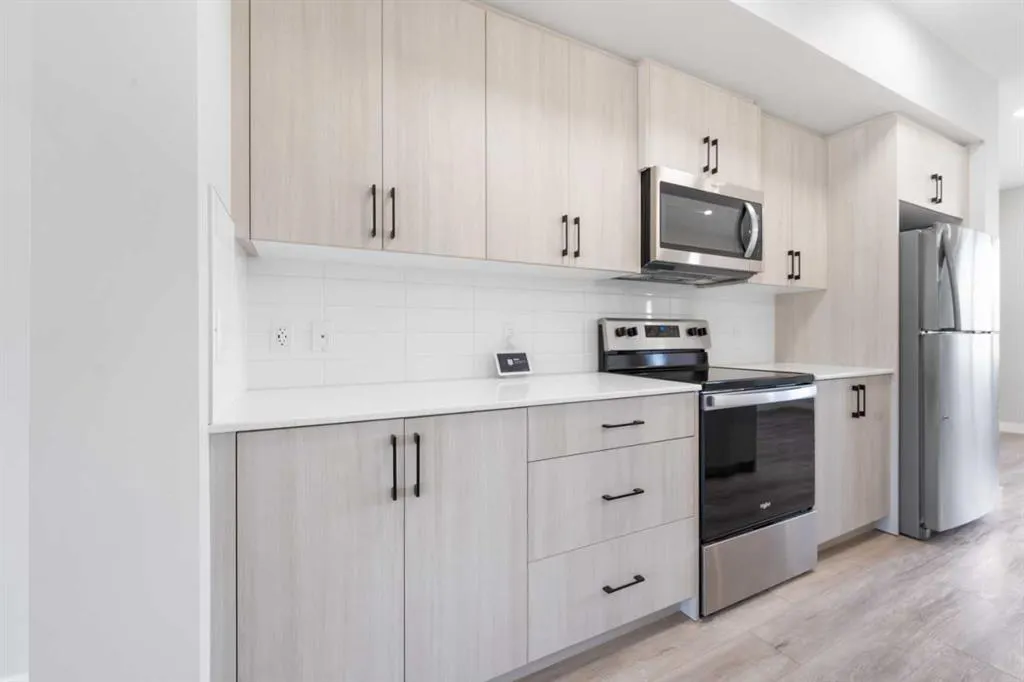 124 Legacy Glen Place SE