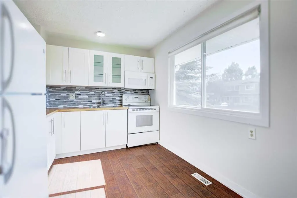 57 Georgian Villas NE