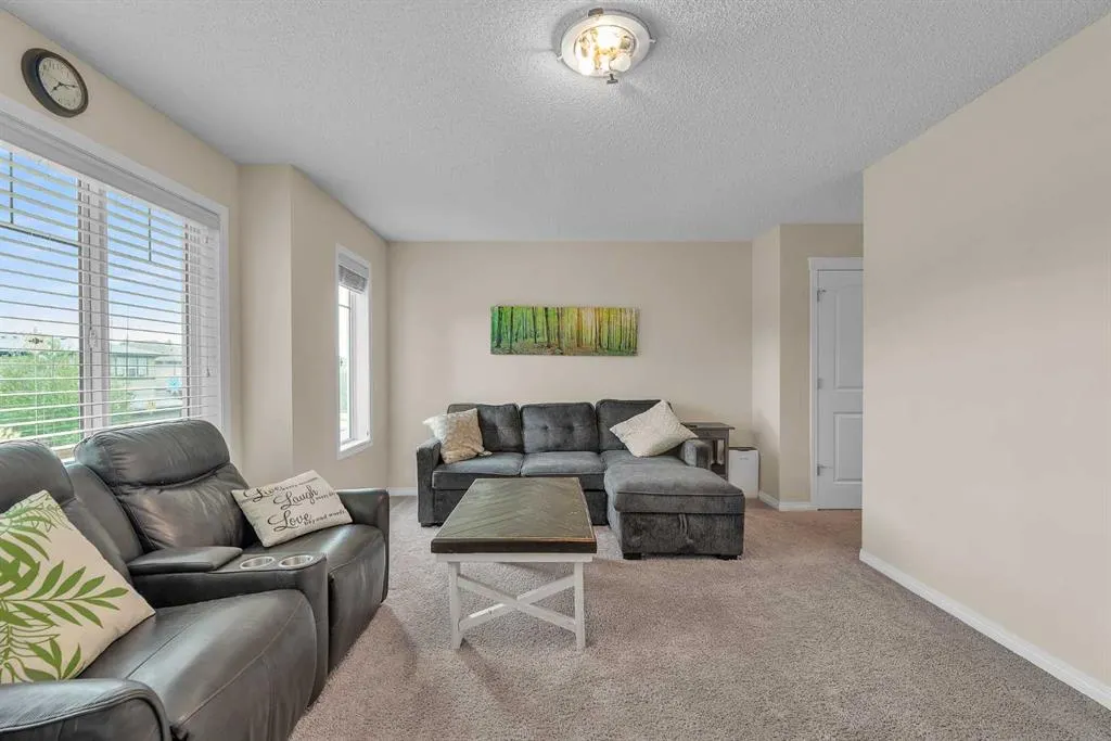 46 Walden Court SE