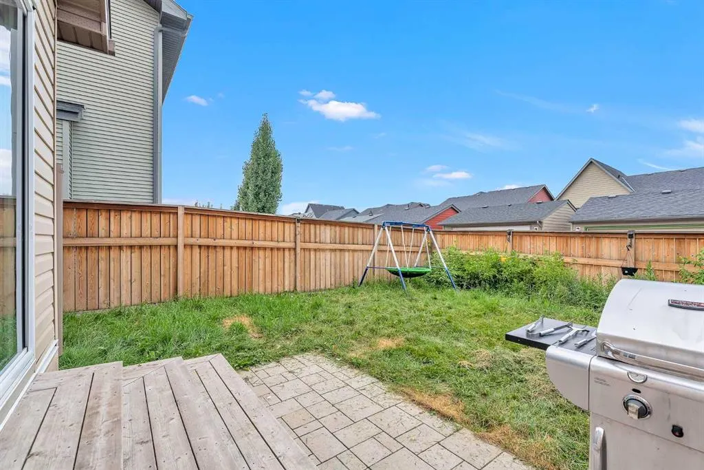 46 Walden Court SE