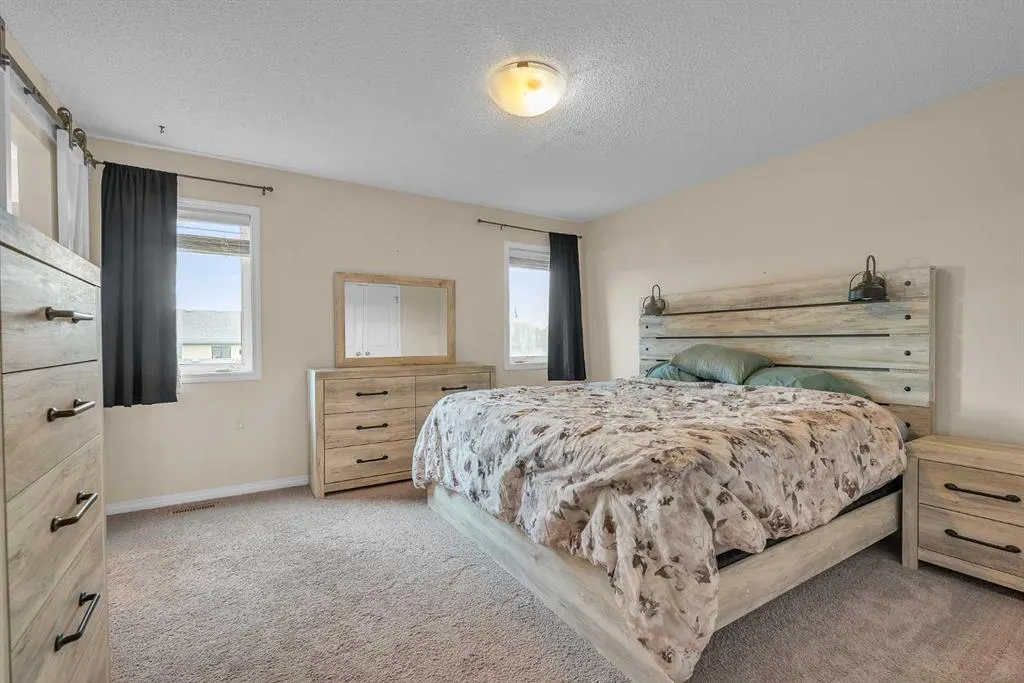 46 Walden Court SE