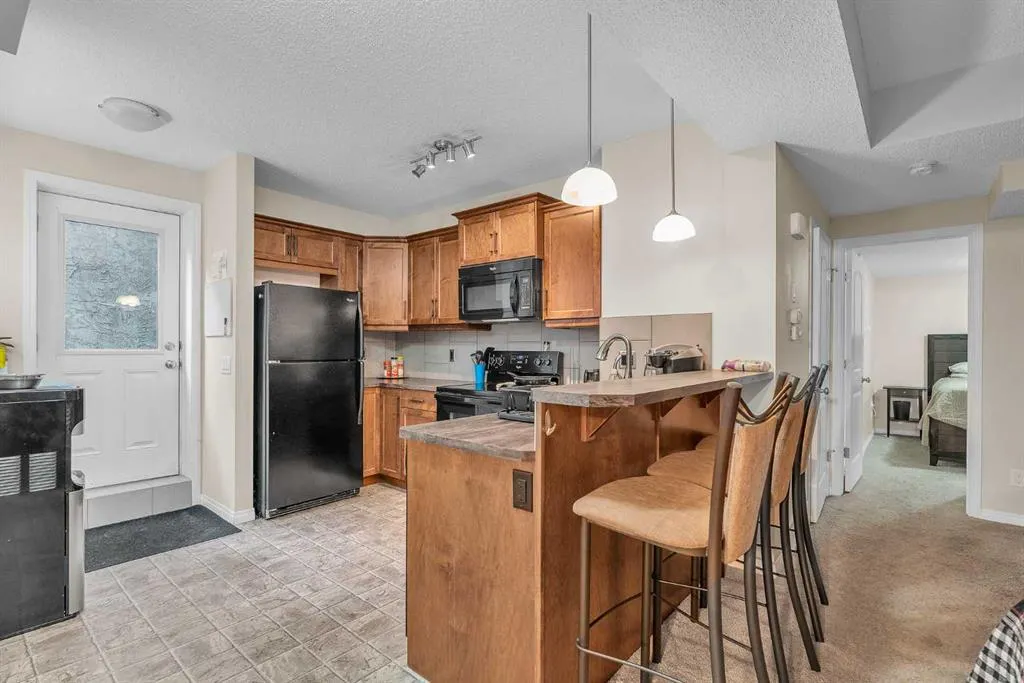 46 Walden Court SE
