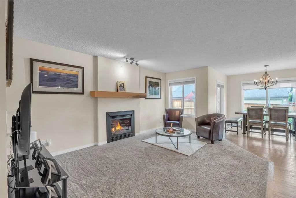 46 Walden Court SE