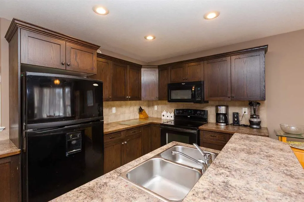 64 Irving Crescent