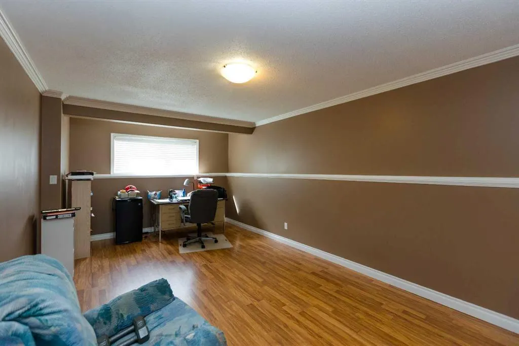 64 Irving Crescent