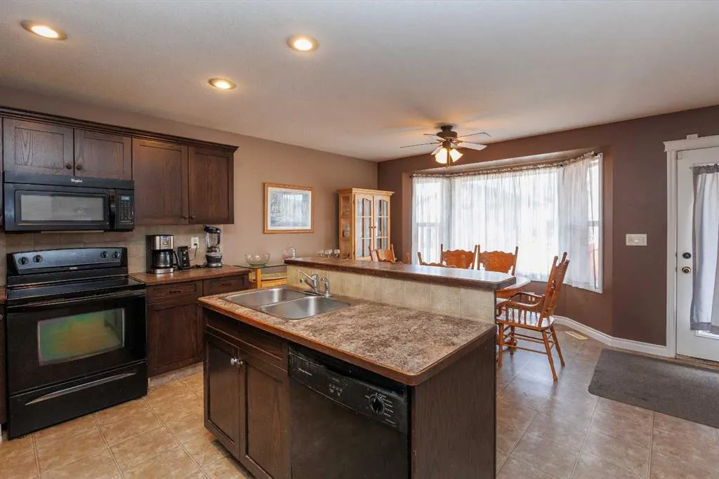 64 Irving Crescent