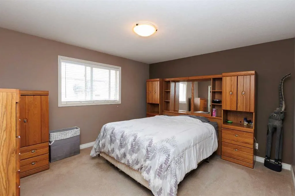 64 Irving Crescent