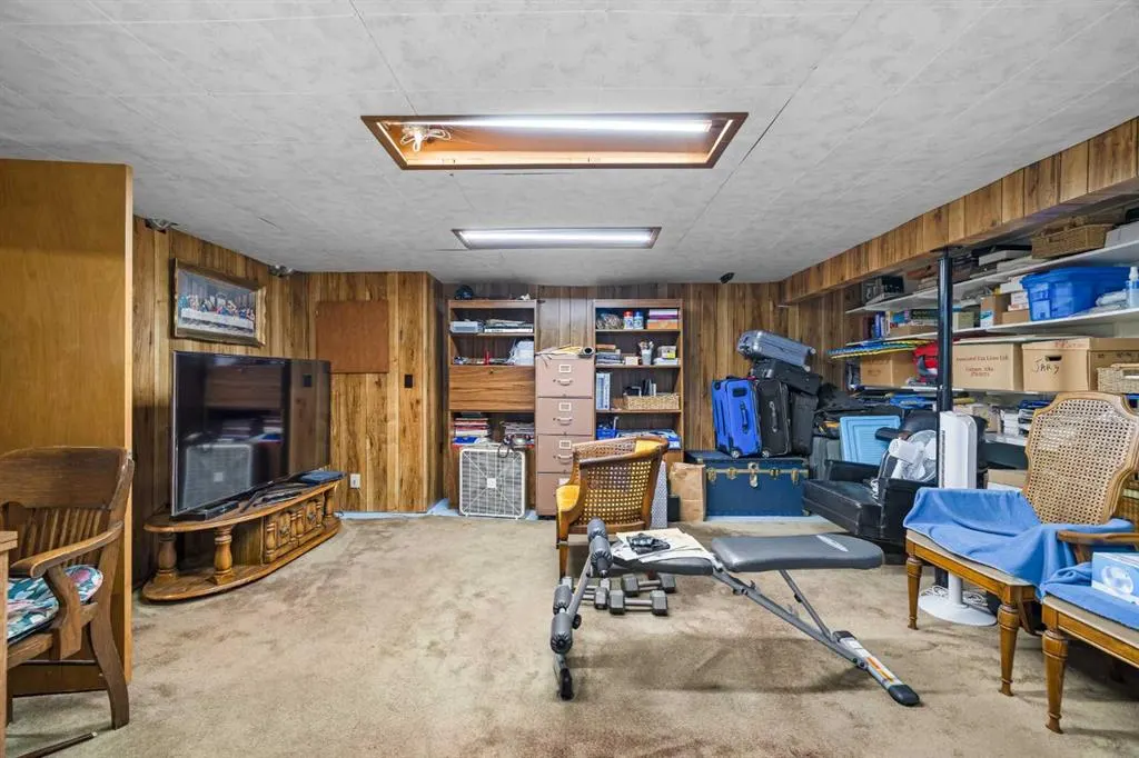 16 Sunmount Green SE