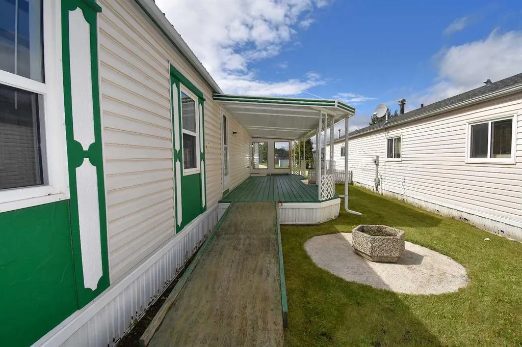 238 Skogg Avenue