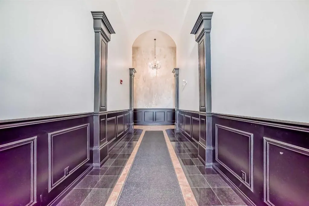 923 15 Avenue SW, #102