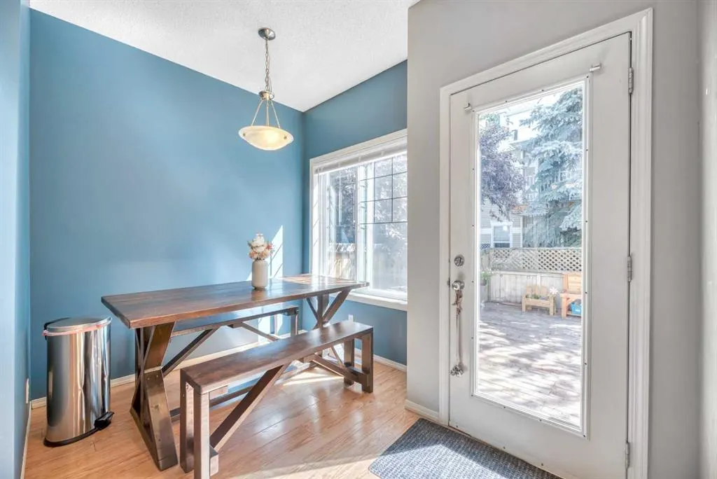 205 Strathaven Mews