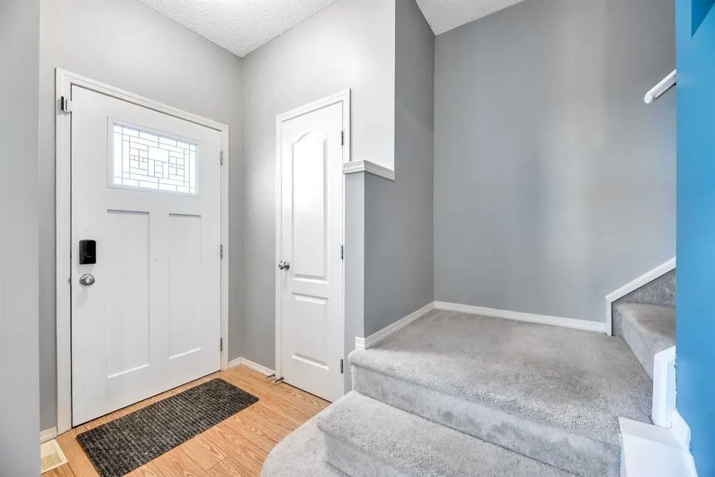 205 Strathaven Mews