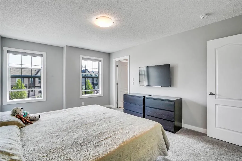 1370 Legacy Circle SE