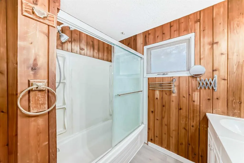 5400 dalhousie Drive NW, #5