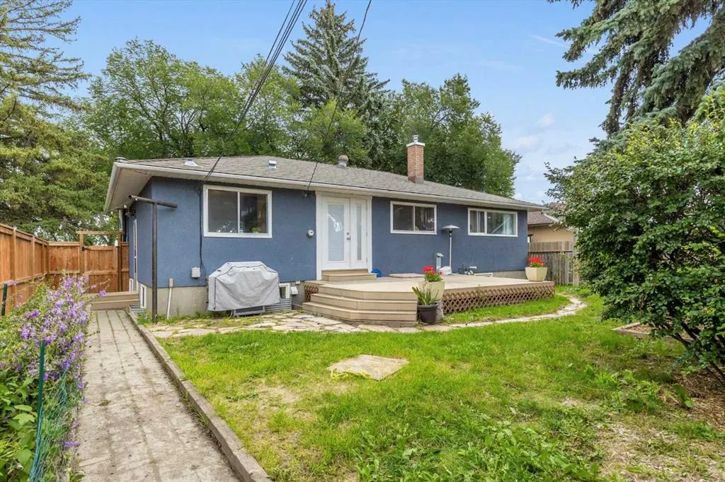 23 Moncton Road NE