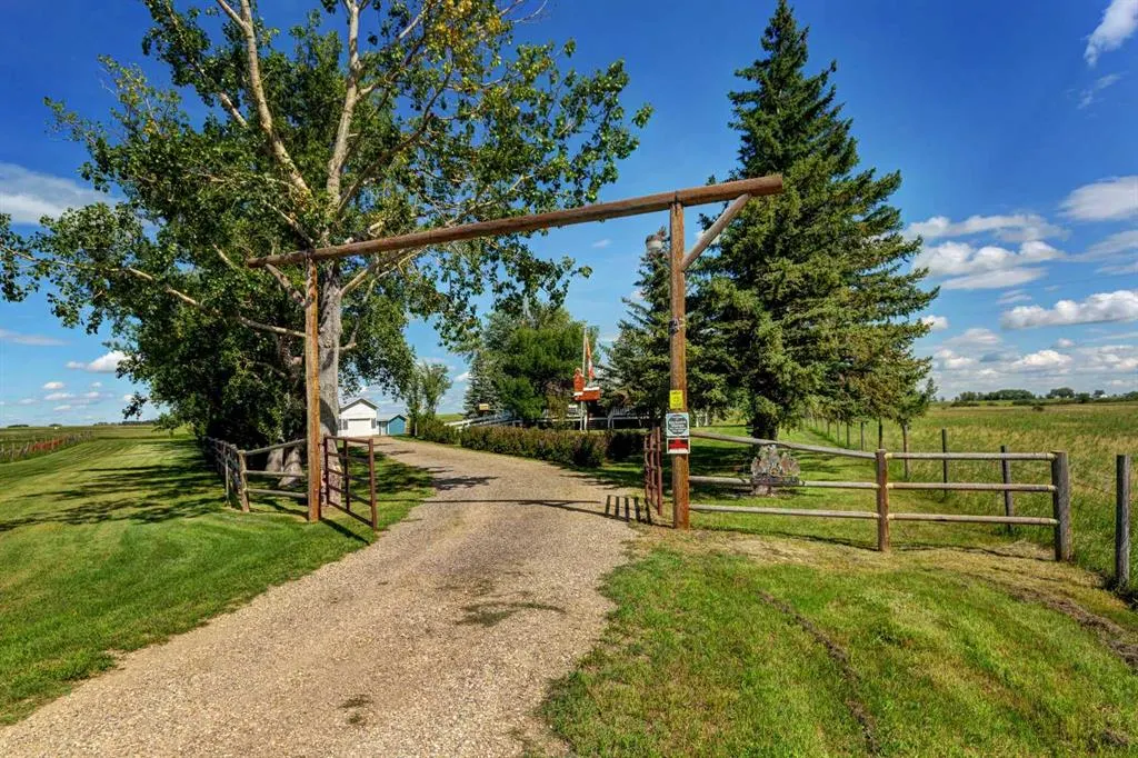 255244 Range Road 282